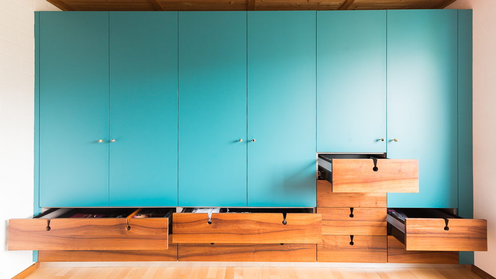 Kleiderschrank nach Mass, KYM Innenarchitektur und Schreinerei, Möhlin